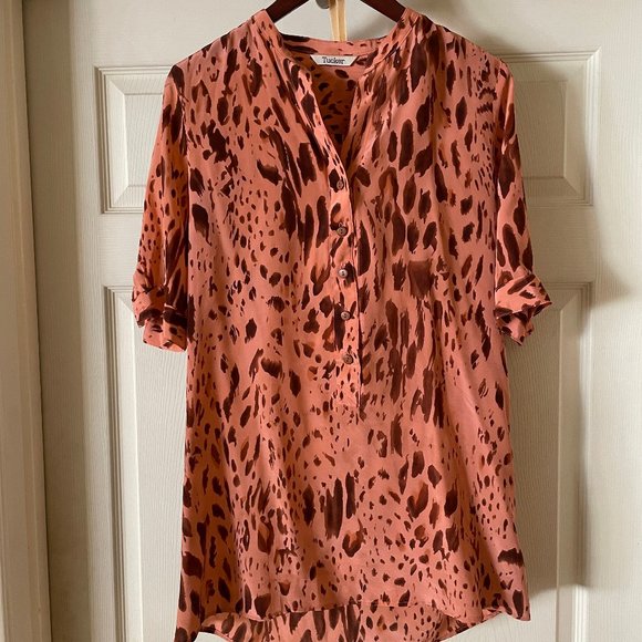 Tucker NYC printed tunic top - Picture 1 of 6